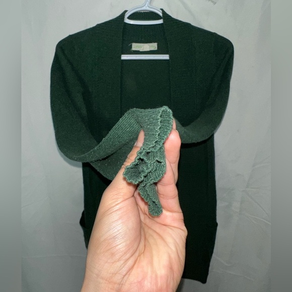 Sweater Size XS - Picture 6 of 7